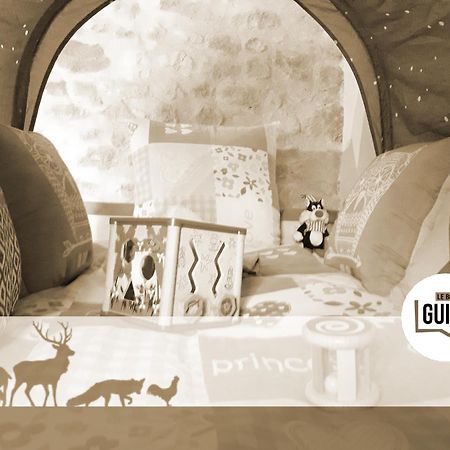 Odyssee-Auvergne Vallon-en-Sully Екстер'єр фото